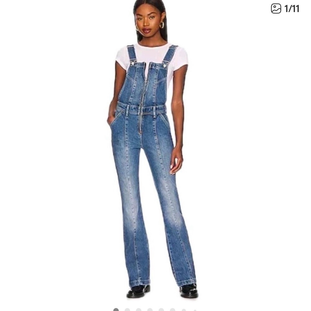 We the free Camilla bibs